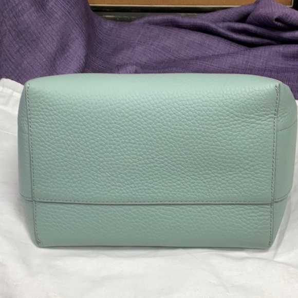 Cuyana Mint/Sage Green Pebbled Leather Tote - Picture 2 of 5